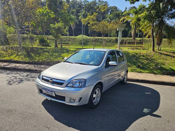 CHEVROLET CORSA 1.4 MPFI PREMIUM 8V FLEX 4P MANUAL CHEVROLET CORSA 1.4 MPFI PREMIUM 8V FLEX 4P MANUAL